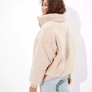 AE Reversible Quilted Puffer Jacket